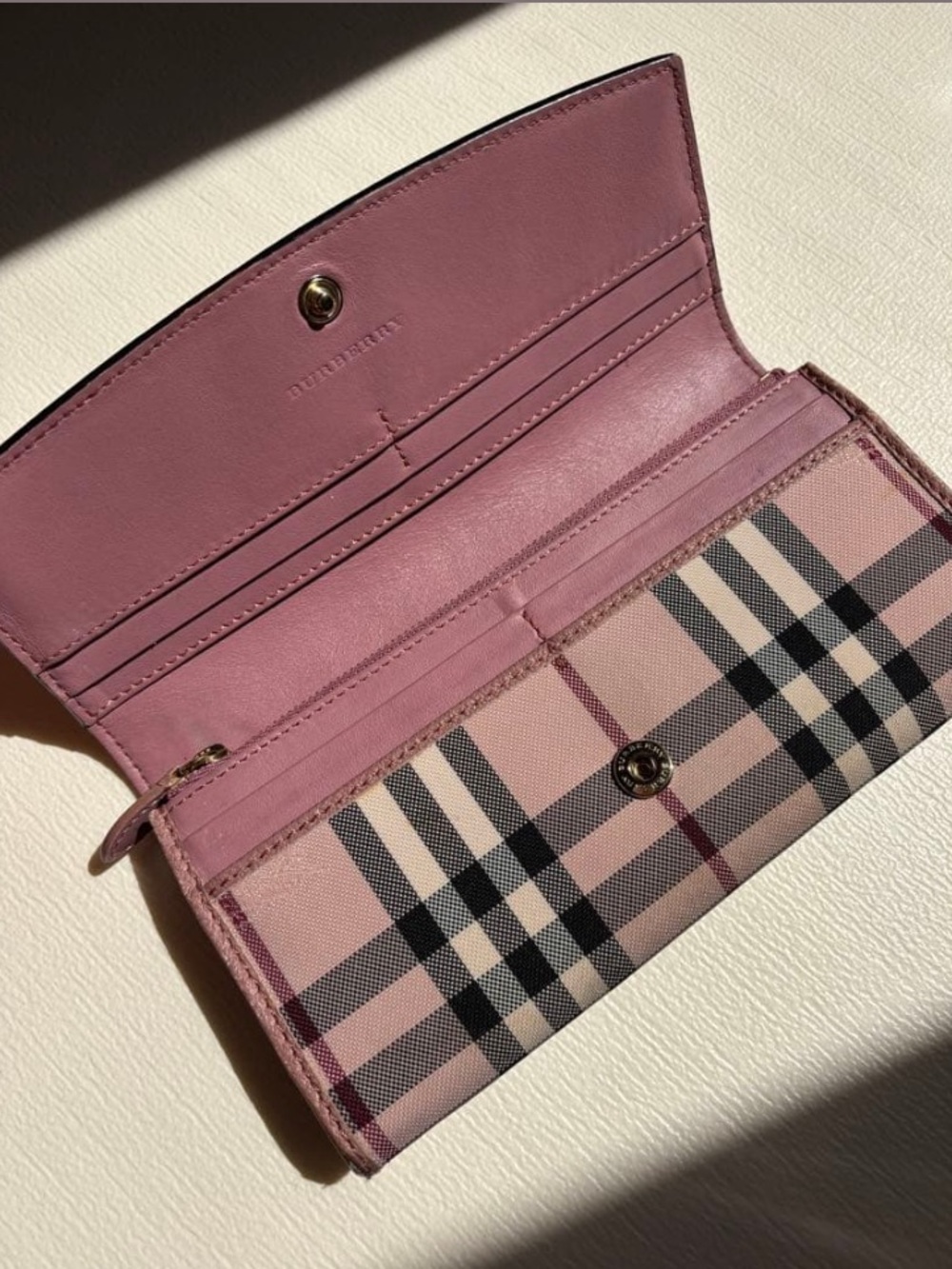 Burberry Dusty Pink Leather Continental Wallet with House Check Trim - Picture 5 of 9